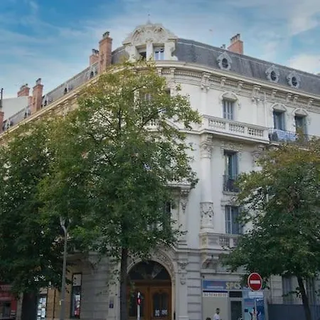 Tres Cosy, En Plein Centre-ville, Proximite Plage, Centre Apartamento