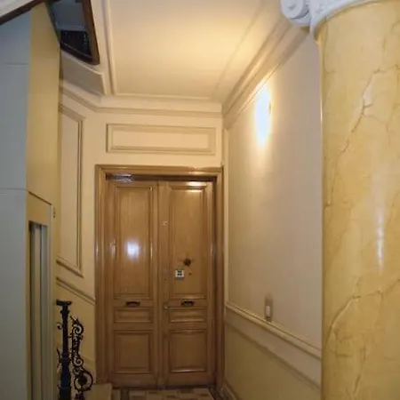 Apartment Tres Cosy, En Plein Centre-ville, Proximite Plage, Centre Nizza