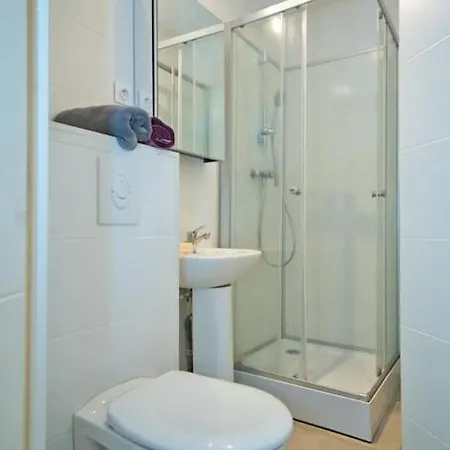 Apartment Tres Cosy, En Plein Centre-ville, Proximite Plage, Centre