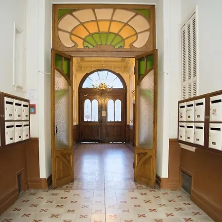 Tres Cosy, En Plein Centre-ville, Proximite Plage, Centre Apartment *