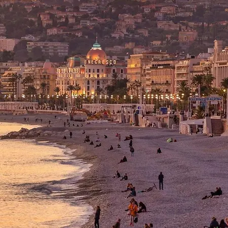 Tres Cosy, En Plein Centre-ville, Proximite Plage, Centre * Nizza