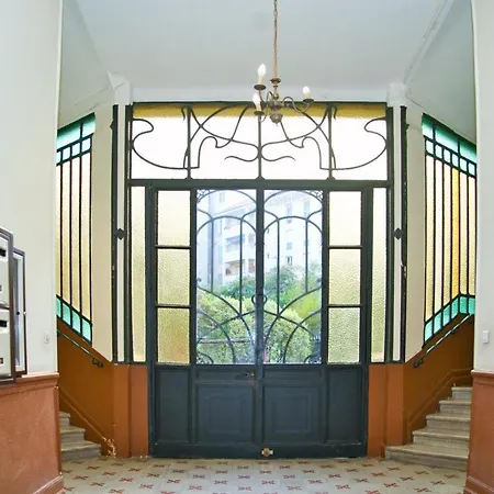 Tres Cosy, En Plein Centre-ville, Proximite Plage, Centre Nizza