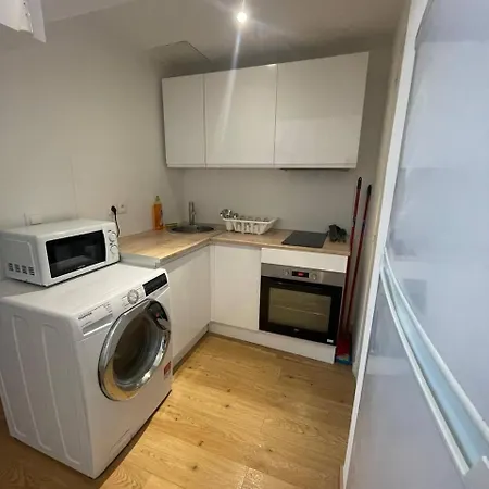 Tres Cosy, En Plein Centre-ville, Proximite Plage, Centre Nizza